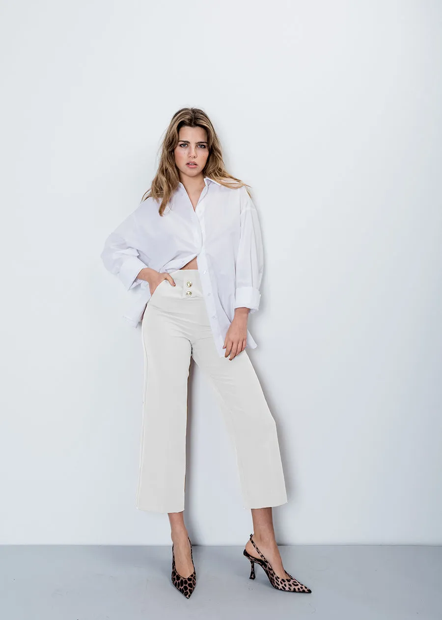 Pantalón trabilla botones dorados